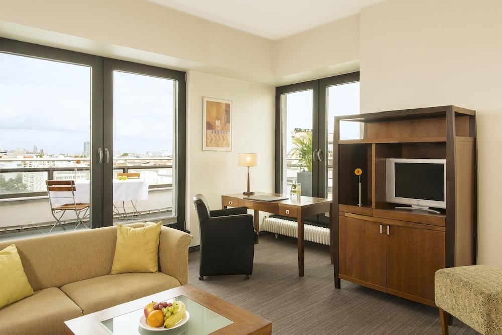 Hotel Nh West