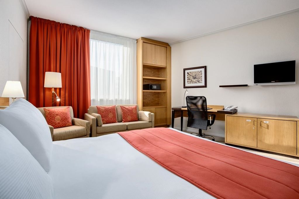 Hotel Nh West