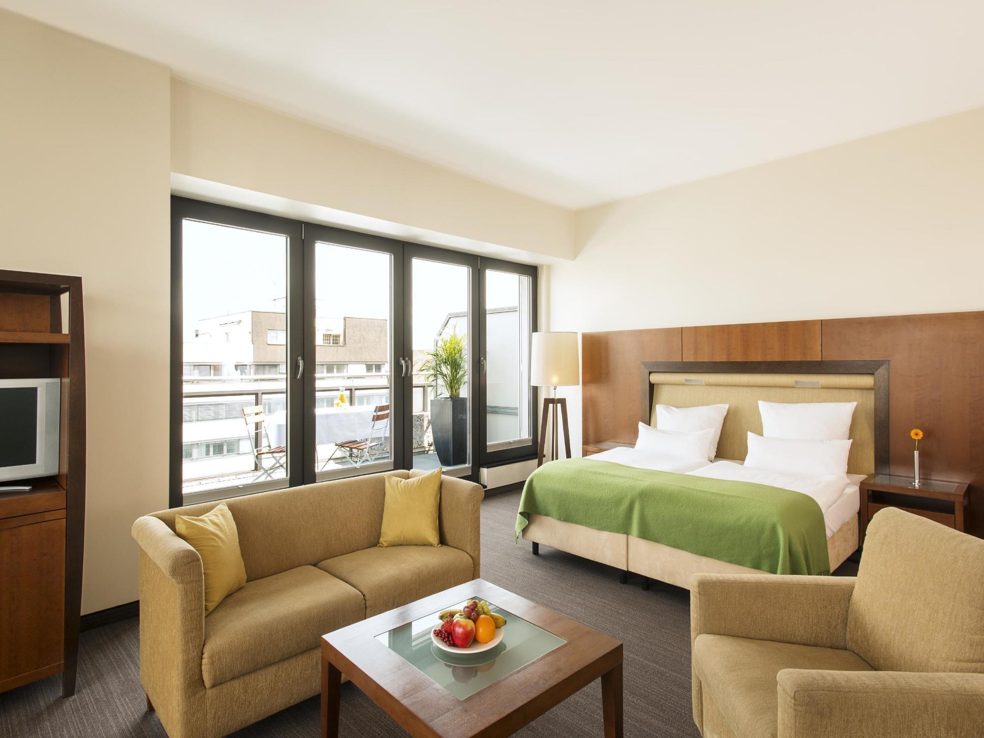 Nh West Hotel